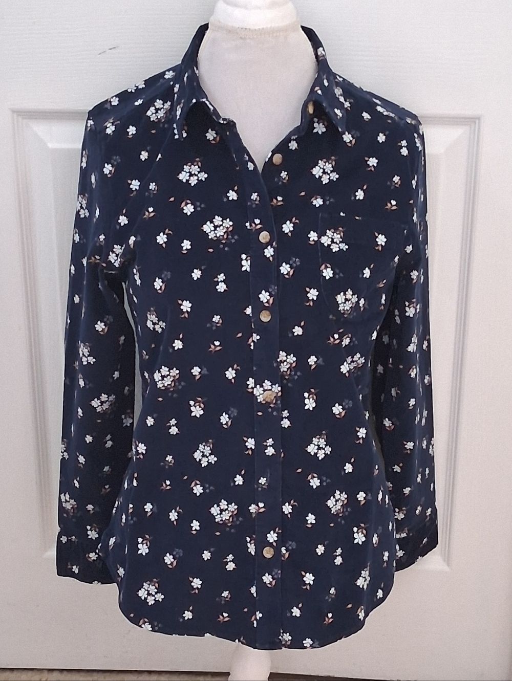 NWT Jachs Girlfriend New York Mini Corduroy Button Up Shirt    Size XS